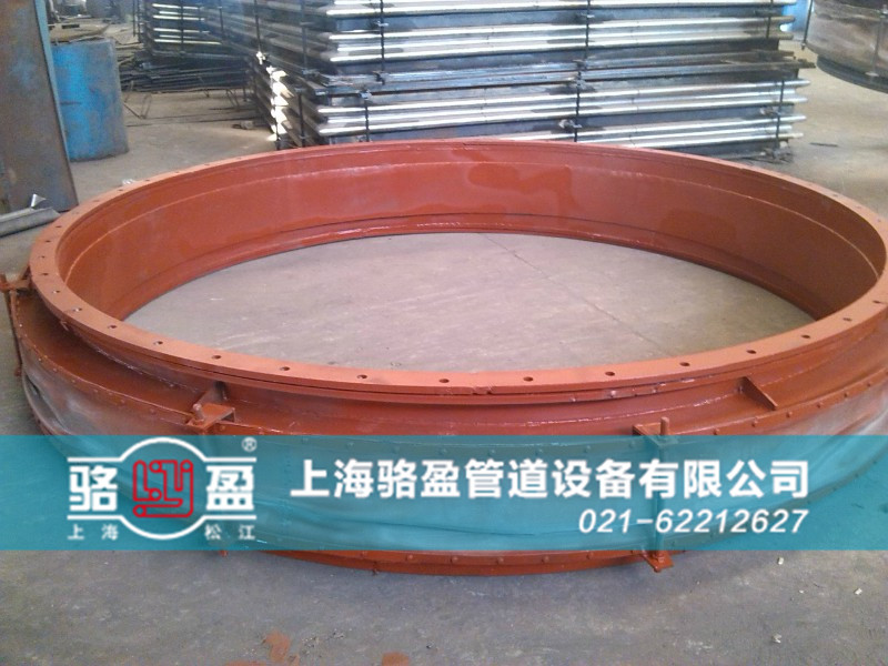 非金屬<a href=http://m.z425.cn target=_blank class=infotextkey>補(bǔ)償器</a>附加限位裝置
